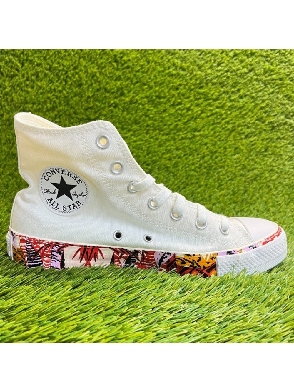 Converse Chuck Taylor All Star High Womens Size 8 White Athletic Shoes Sneakers - Picture 4 of 10